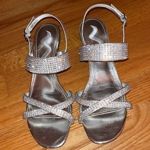 Nina silver sandals